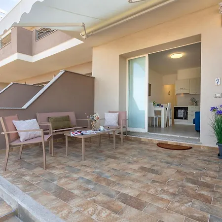 Apartment Sardinia Re - Smeralda 7 *