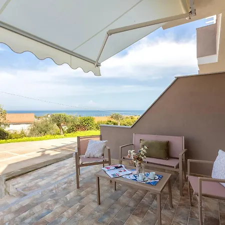 Apartment Sardinia Re - Smeralda 7 *